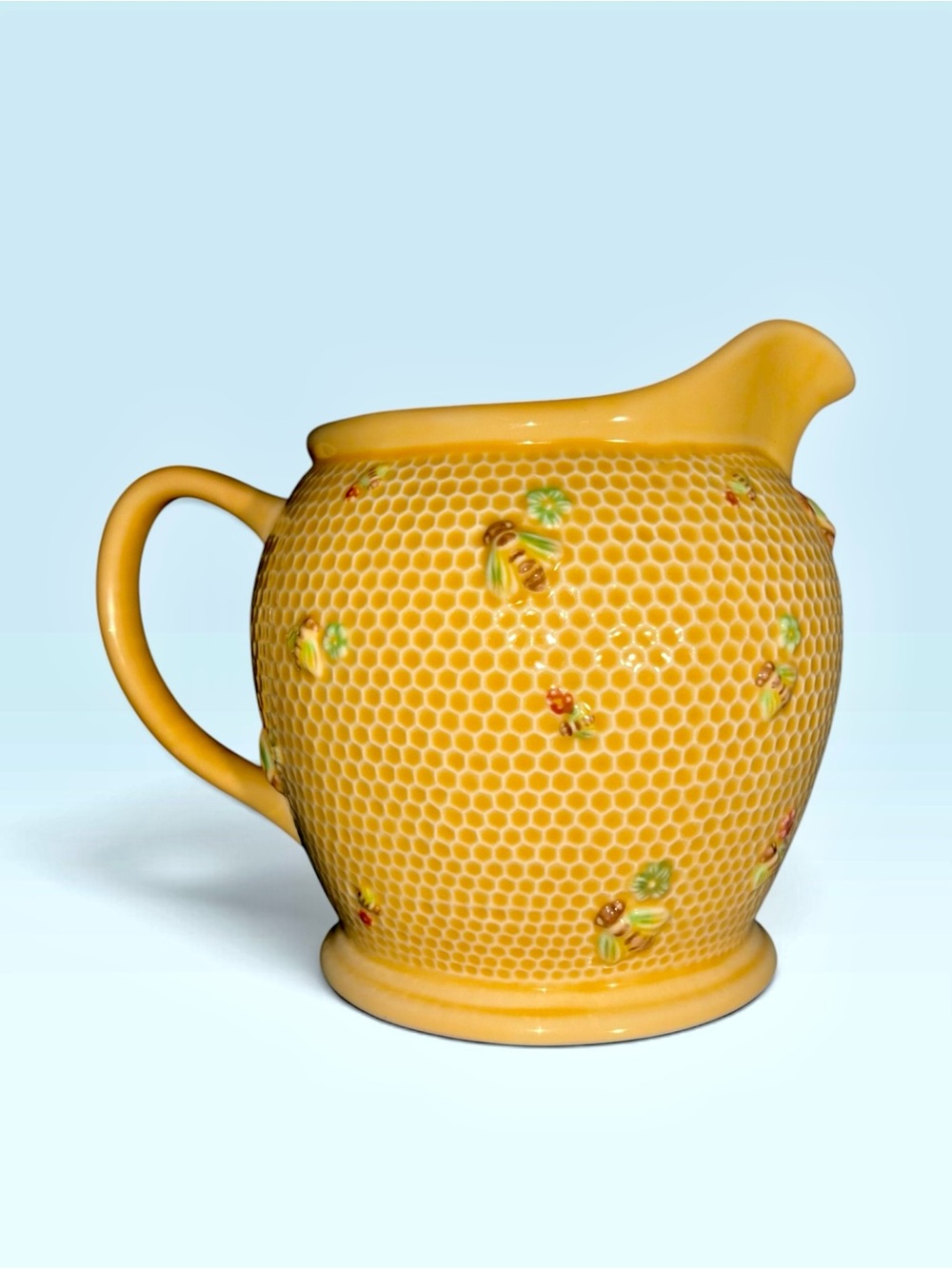 Williams Sonoma Honeybee Honeycomb Retired Ceramic Pitcher MSRP $145